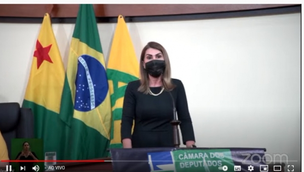 Com corte, Guida Aquino diz que não tem condições de abrir restaurante universitário e aulas devem seguir remotas